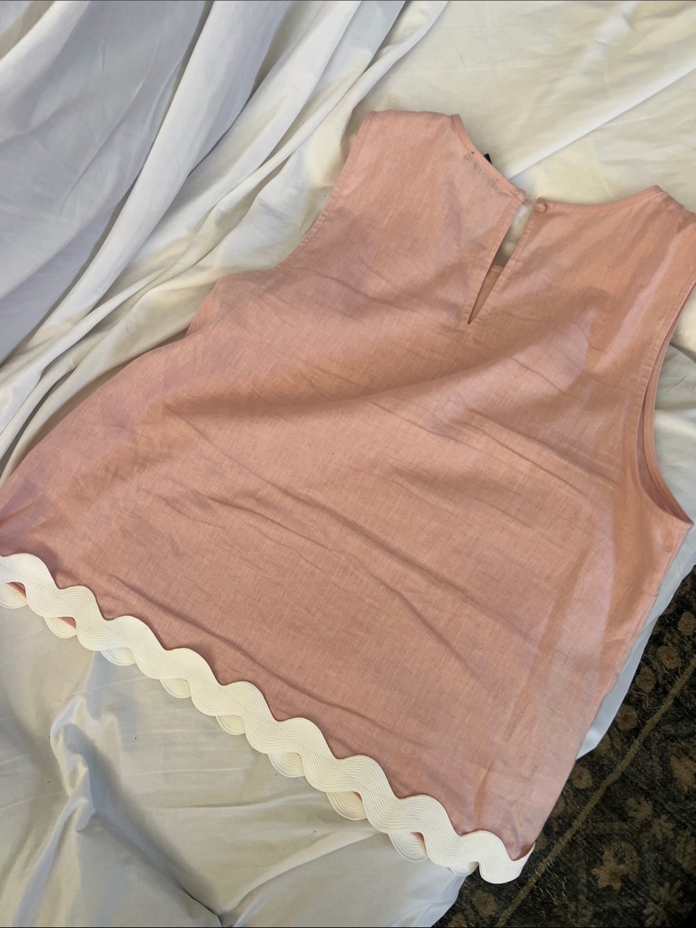 Ann Taylor Pink Sleeveless Tank with White Scallop Trim